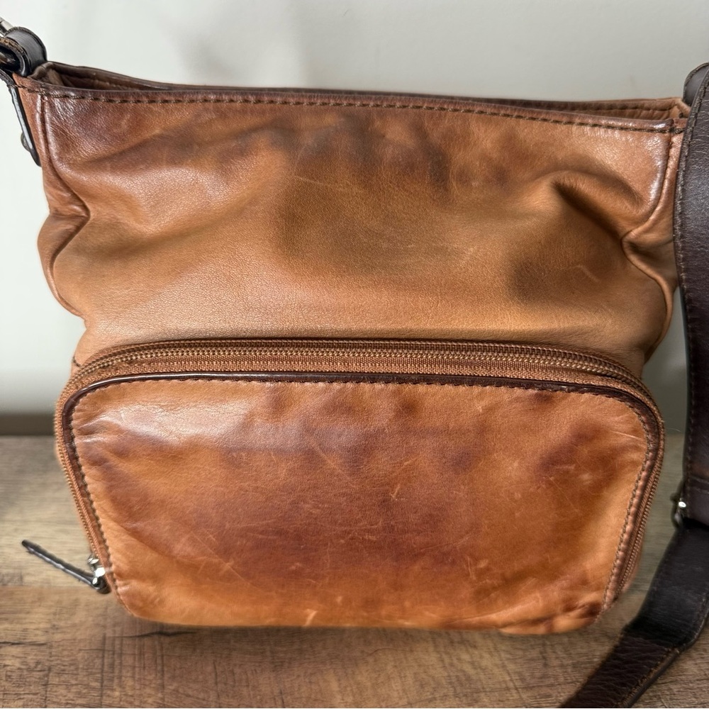 DANIER Leather Camel Tan Brown Crossbody Bag Multi Zipper Adjustable Strap *Flaw - Picture 4 of 16